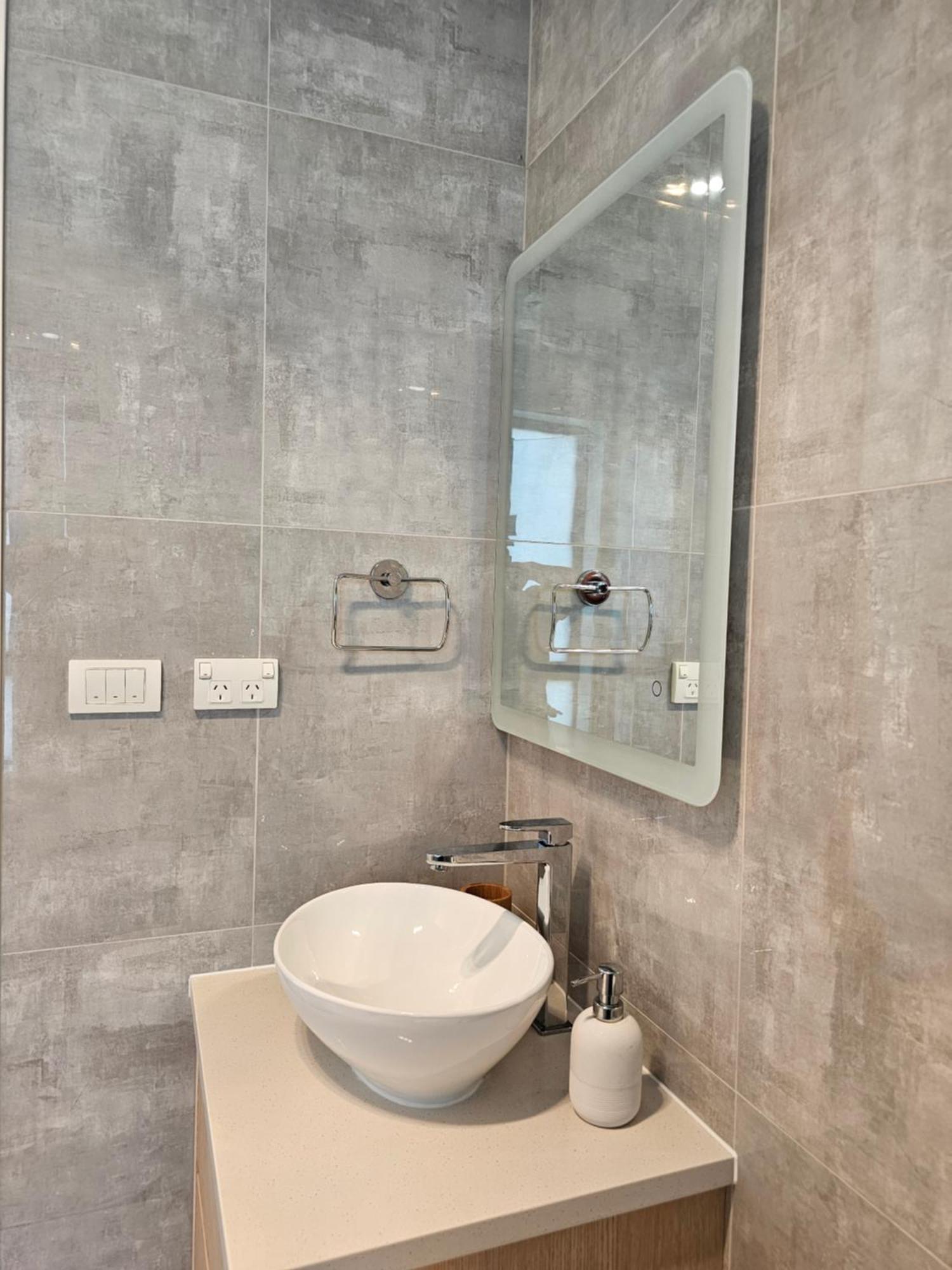 Appartamento Tui Nest Garden Unit Silverdale Esterno foto