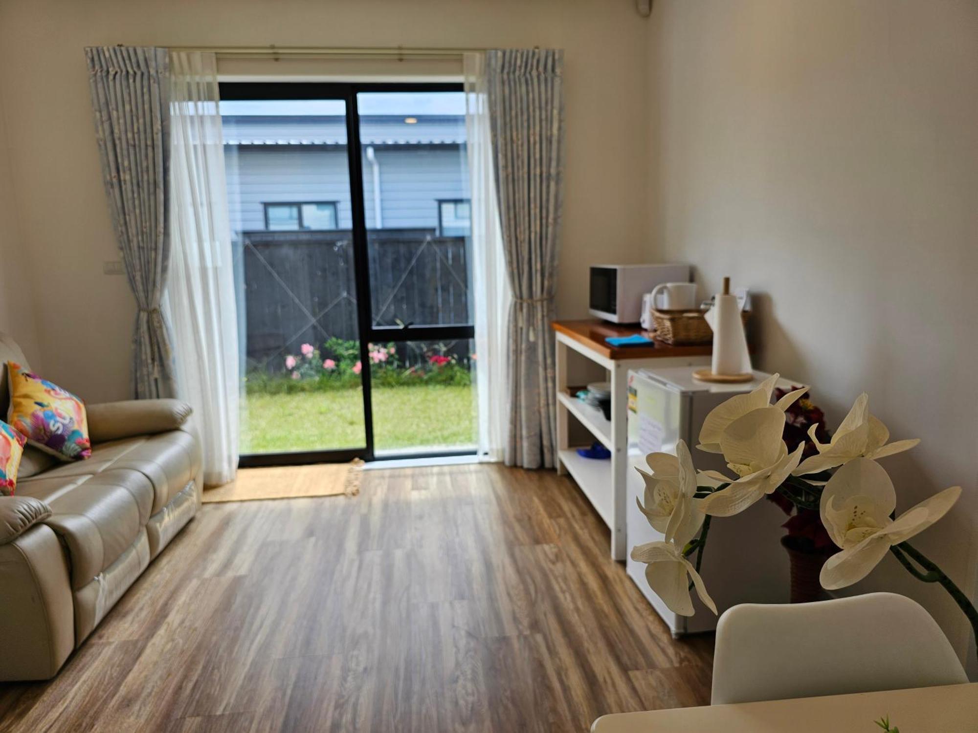 Appartamento Tui Nest Garden Unit Silverdale Esterno foto